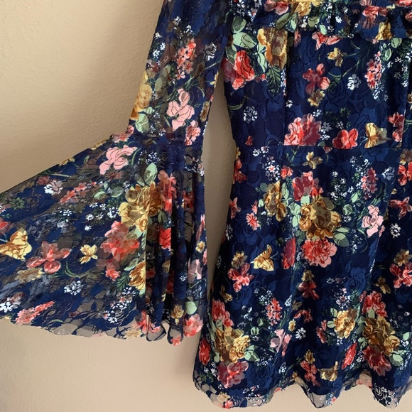 Floral lace dress!! - Picture 3 of 6